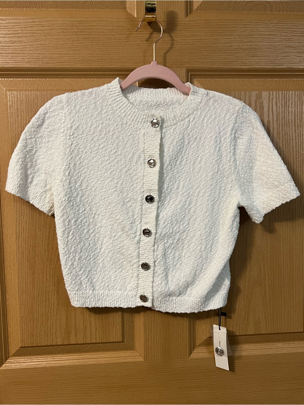 NWT Commense White Textured Knit Short Sleeve Cardigan w/Silver Buttons MSRP $39